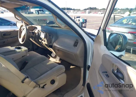 2001 Ford F-150 Lariat/Xl/Xlt из США, поврежденный, VIN 1FTRX17W11NB41554